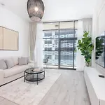 Elegant Living In A Prime Location Shamal Residence