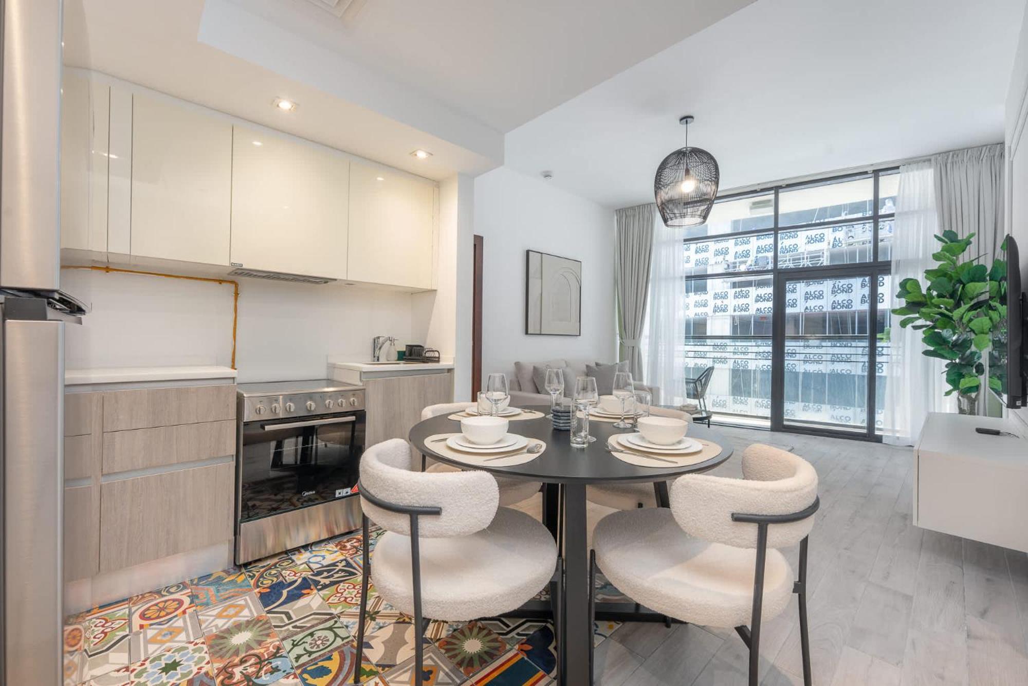 Elegant Living In A Prime Location Shamal *