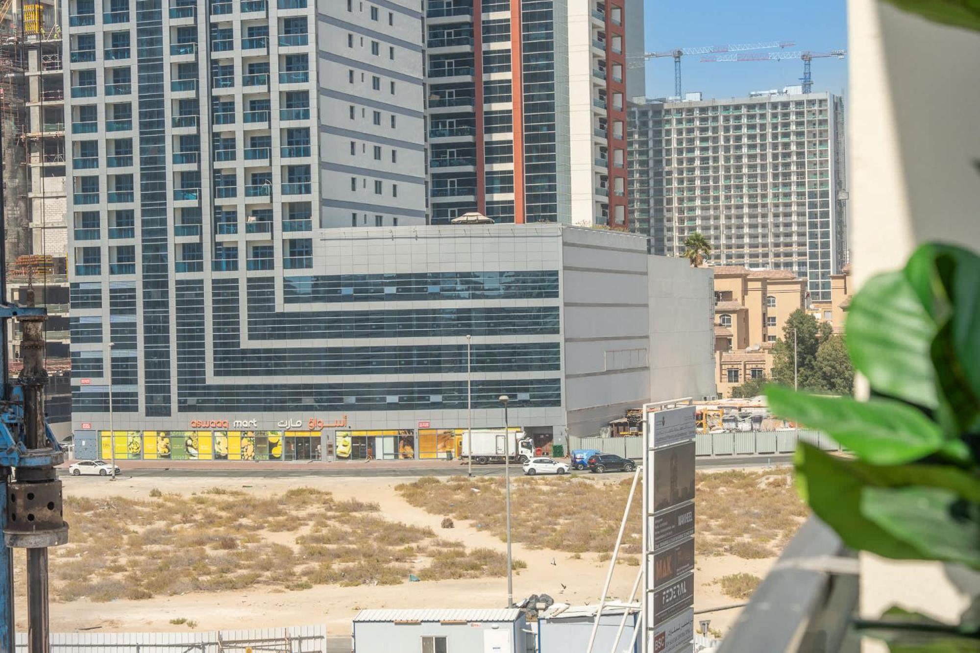 Apartment Elegant Living In A Prime Location Shamal *
